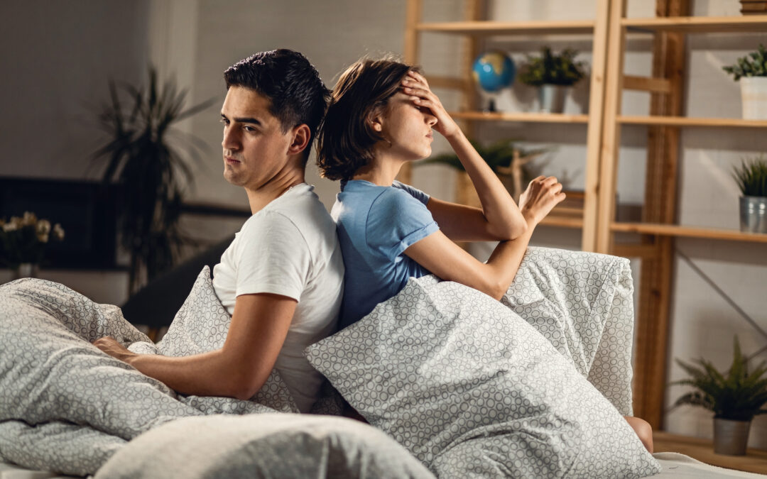 Why Do I Keep Dating Emotionally Unavailable People? (Attachment Styles Explained)